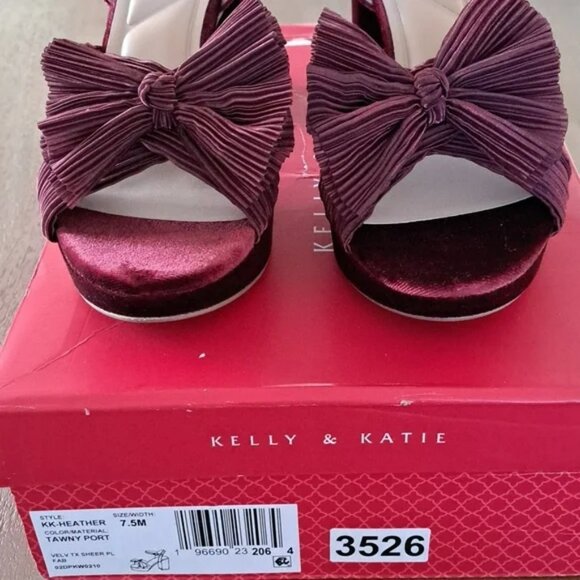 Kelly & Katie Heather Sandals - Color: Tawny Port - Size: 7.5 - Picture 4 of 9
